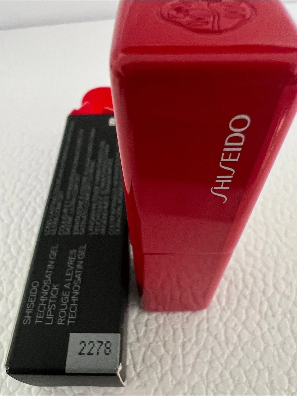 Shiseido TechnoSatin Gel Lipstick in 407 Pulsar Pink